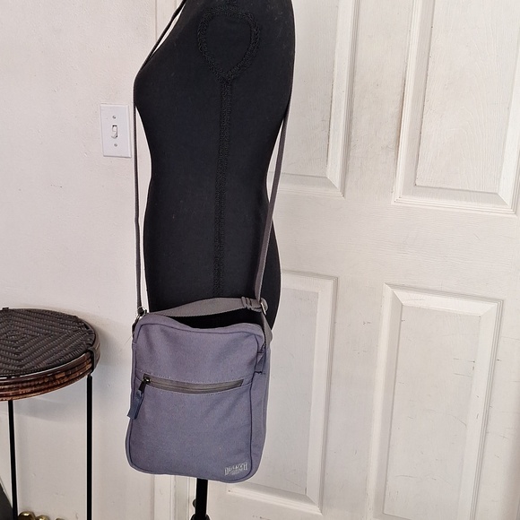 Duluth Trading Co Indigo Canvas Messenger Crossbody Bag - Picture 10 of 10